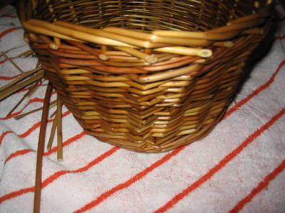 Weaving my First Basket (picture heavy)
